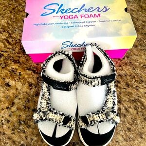 ☀️Summer Skechers  Sandals ☀️